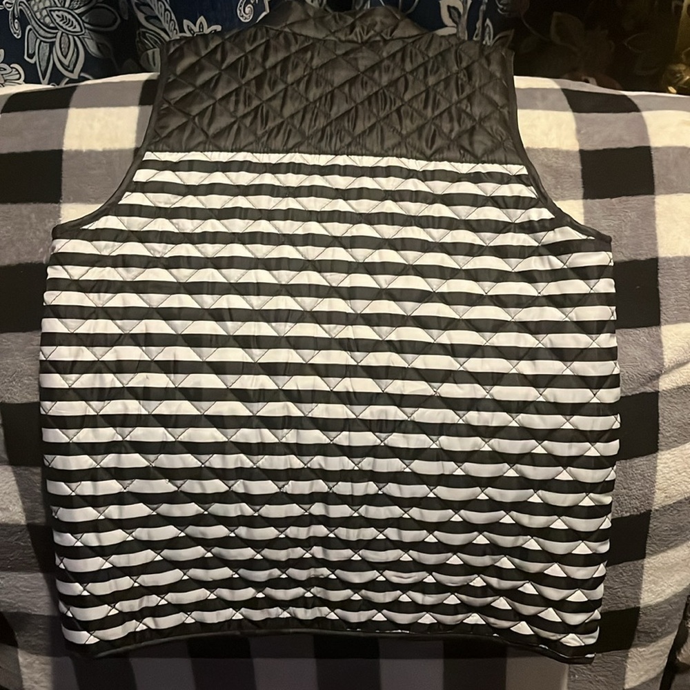 Puffer vest - Picture 2 of 2